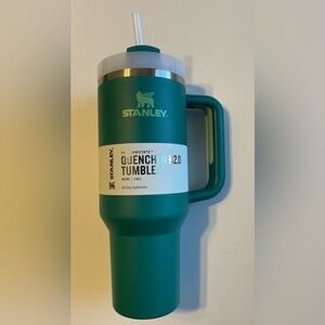 Stanley 40oz Quencher Tumbler